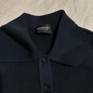 Like new navy blue Scotch and Soda sweater